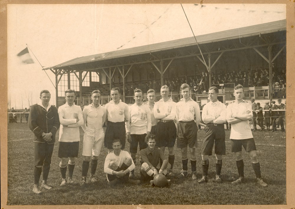1918 Voetbal Z.A.C. 1 promoveert