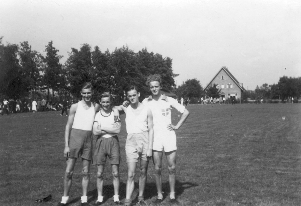 1943 Atletiek Wedstrijden in Apeldoorn 
