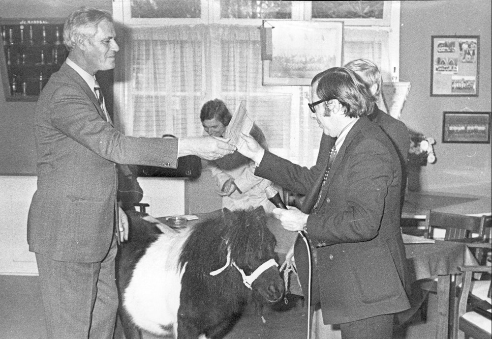 1973 Verenigingsleven Sluitingsdag actie voor het prinses Beatrix poliofonds.
