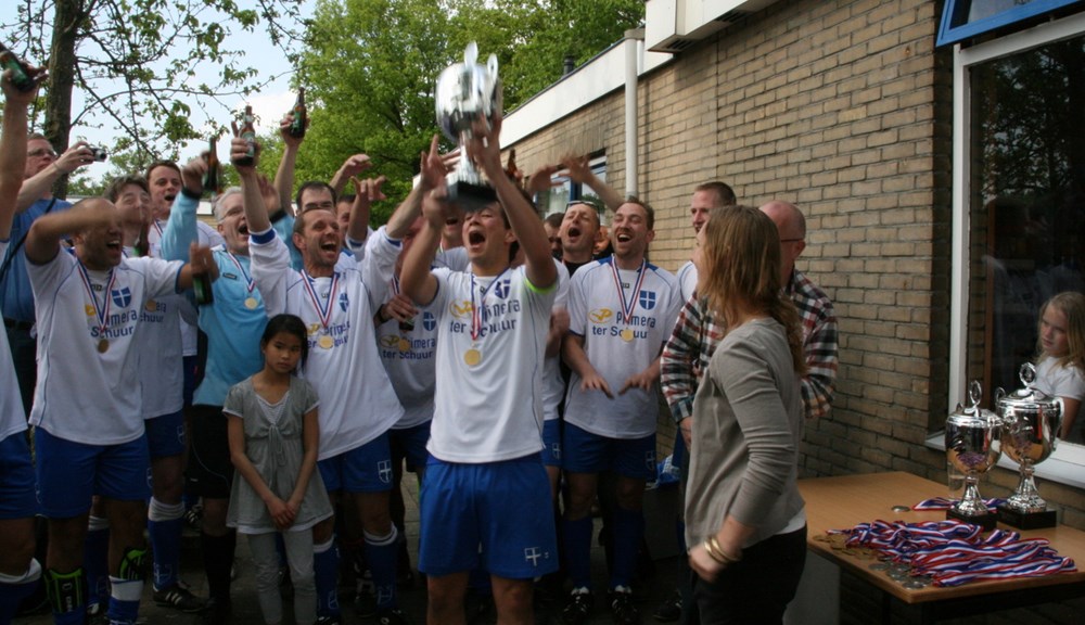  2012 Voetbal ZAC 4 wint de KNVB-beker