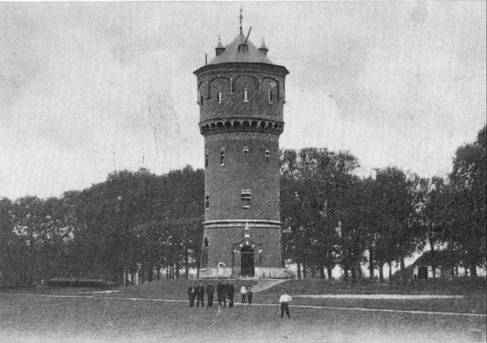 1893 Voetbal Het allereerste speelveld van de Z.A.C.: De Turfmarkt .