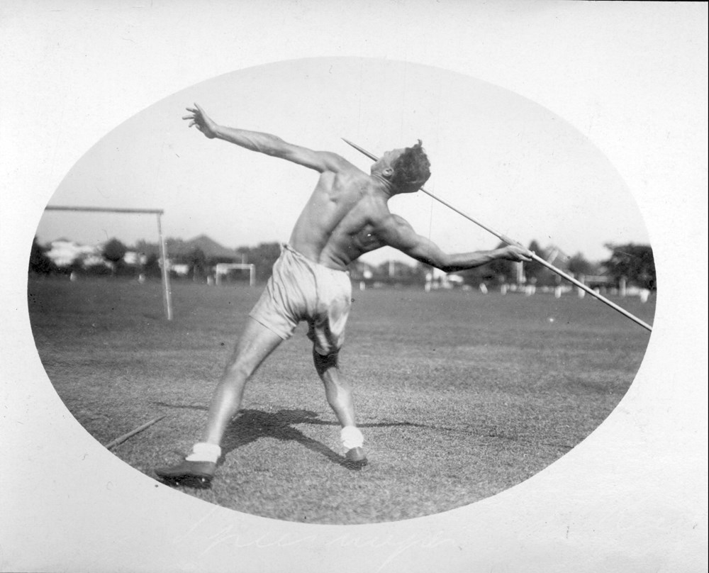 1925 Atletiek Harry de Keyser in Batavia
