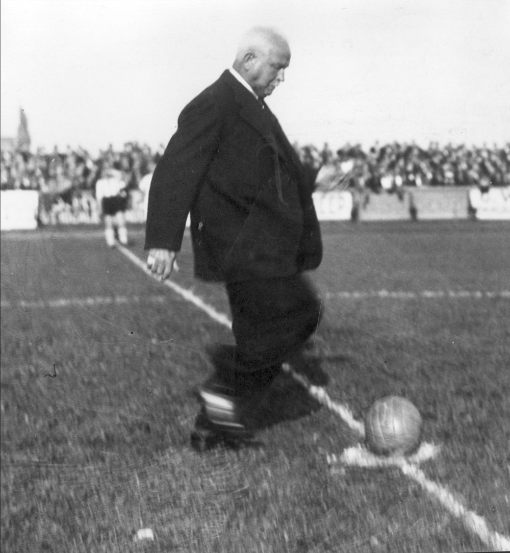 1935 Verenigingsleven Opening Gemeentelijk Sportpark Zwolle