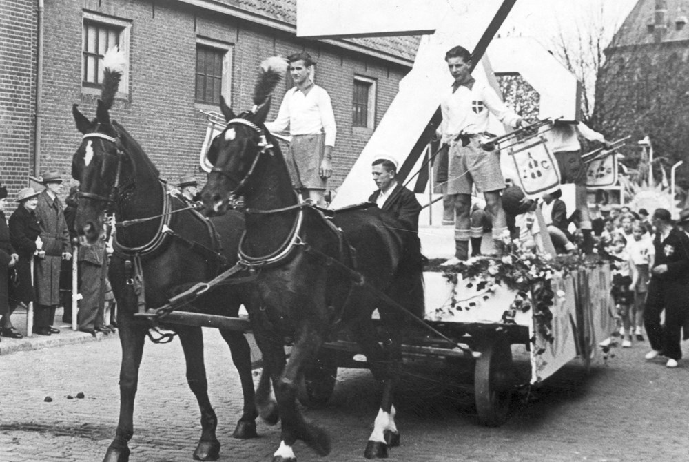 1951 Verenigingsleven Koninginneoptocht