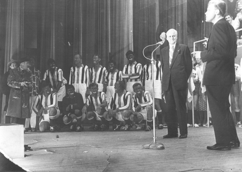 1958 Verenigingsleven Revue 'Spijkers met koppen'