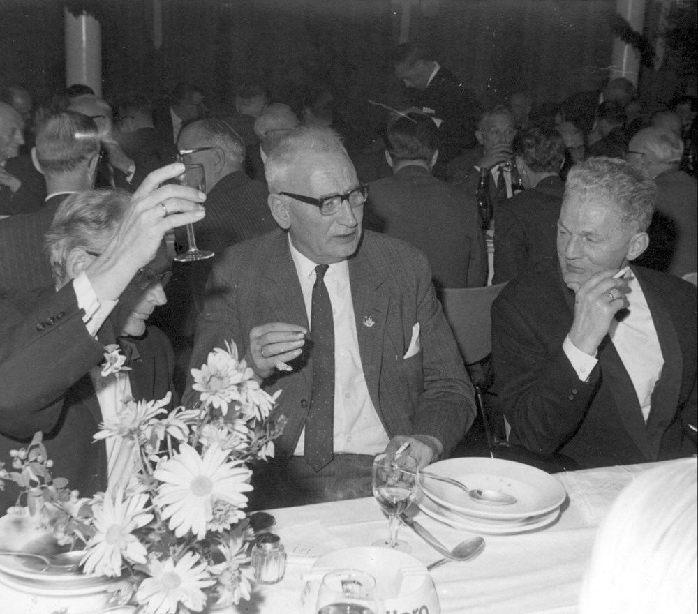 1968 Verenigingsleven Diner reünisten Z.A.C. 75 jaar