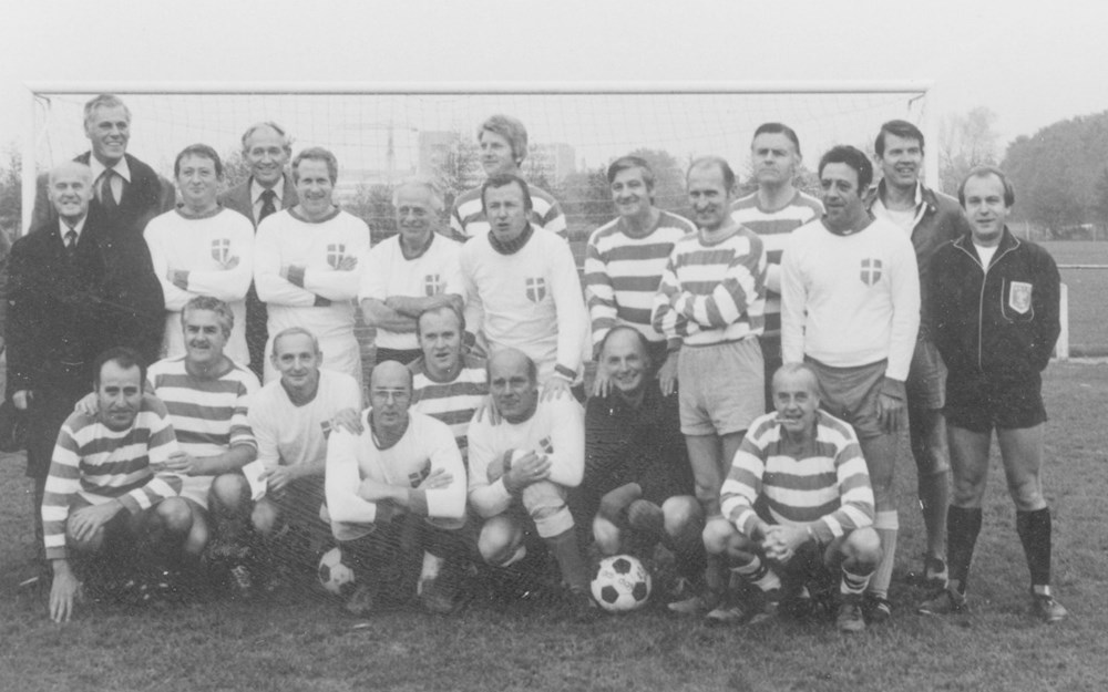 1976 Verenigingsleven Tussentijdse reünie (voetbalwedstrijd)