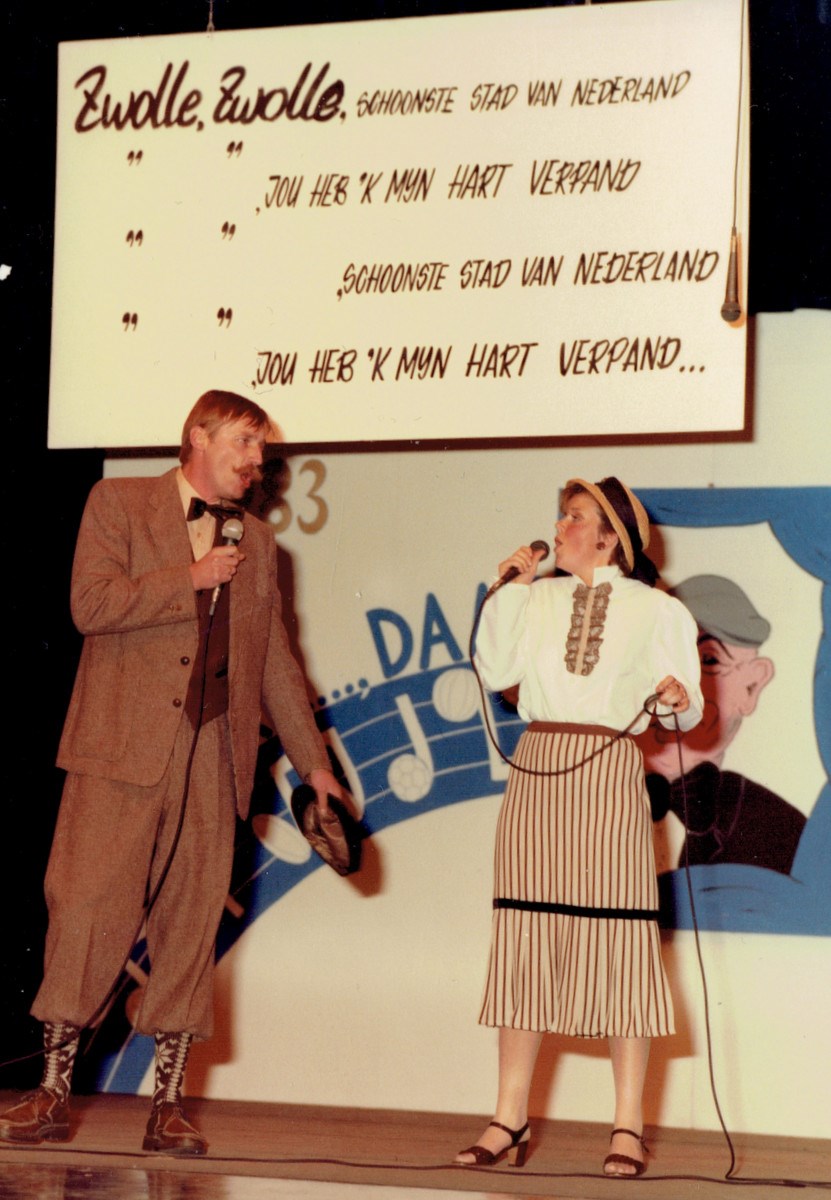 1983 Verenigingsleven Z.A.C.-revue t.g.v. het 90-jarig jubileum